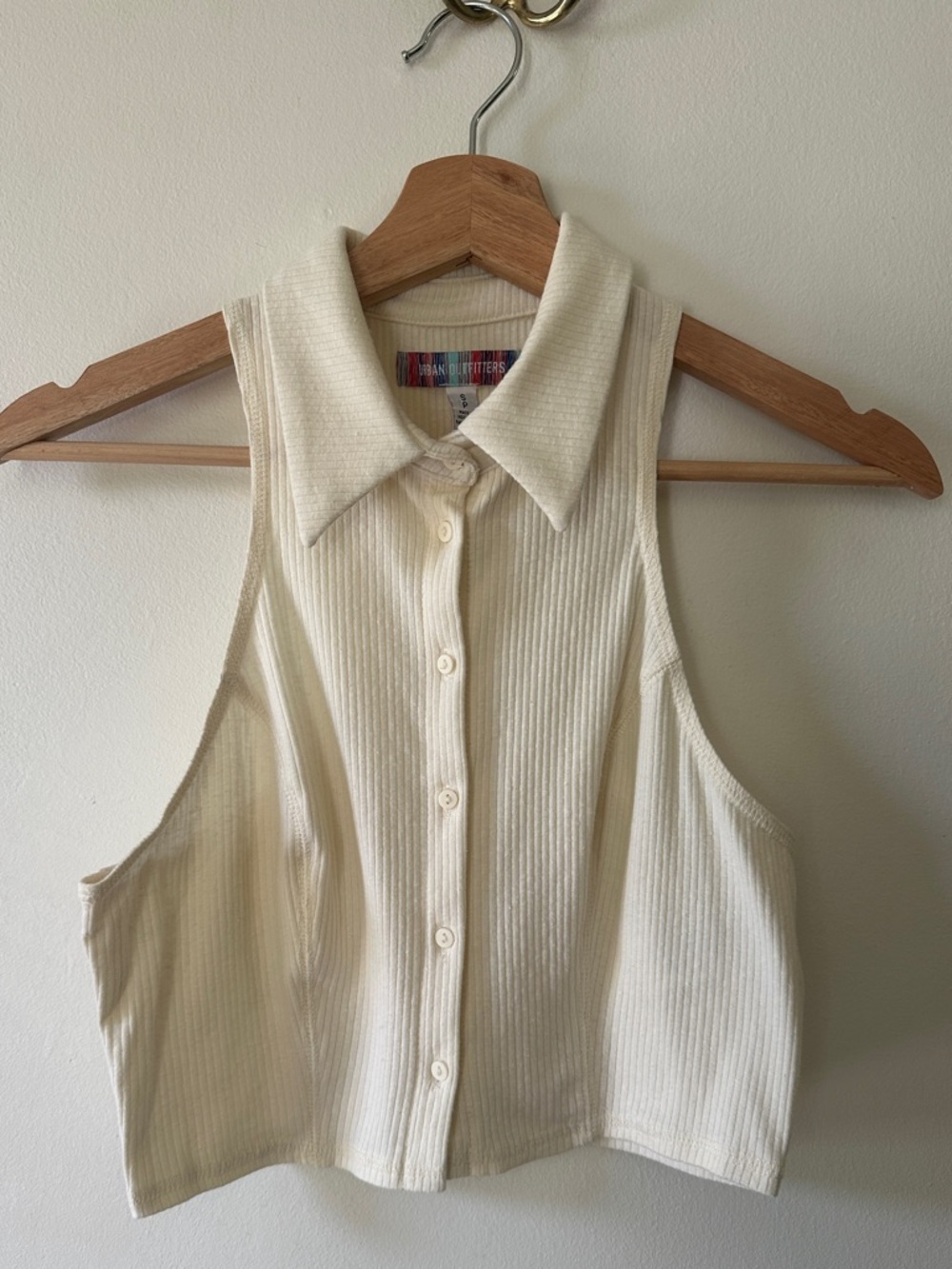 Urban Outfitters Ribbed Button-Front Sleeveless Top in Cream